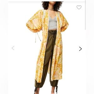 Lost in love duster/kimono FREE PEOPLE